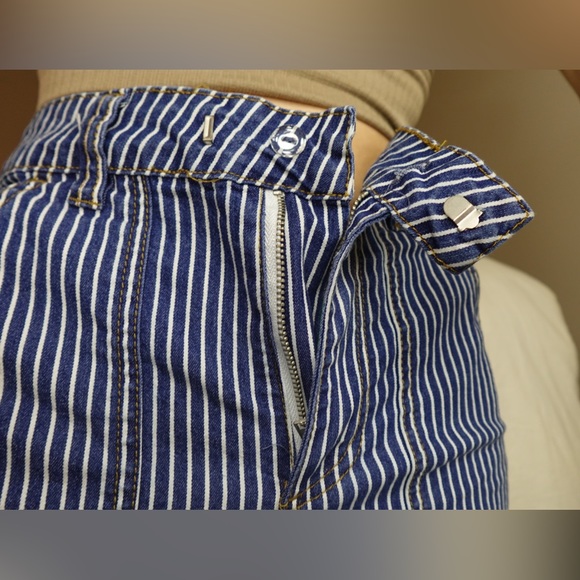 Striped Bell-Bottom Jeans | Forever 21 - Picture 13 of 15